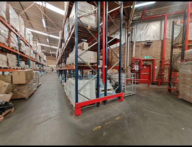 6,490M² WAREHOUSE FOR SALE IN CITY DEEP